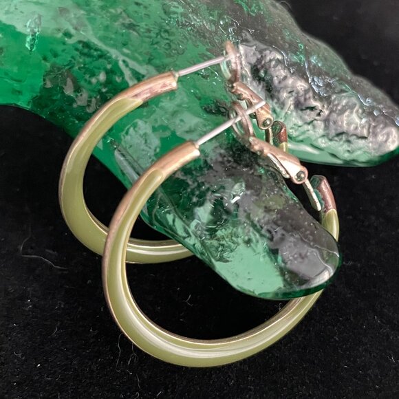 Hoop Pierced Earrings Leverback Moss Green - Picture 2 of 3